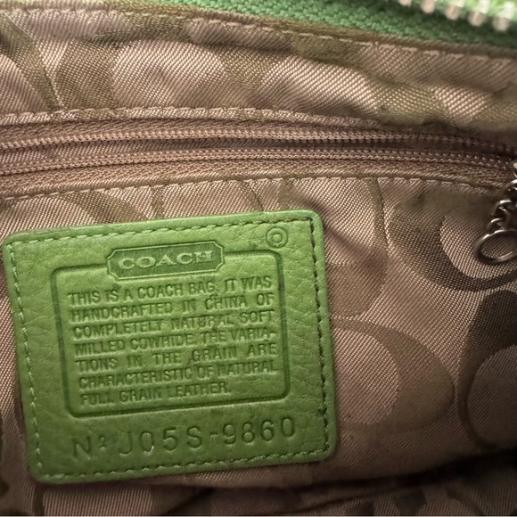 Vintage Coach Kelly Green Leather Y2K Mini Hampton Baguette Shoulder Bag - Picture 4 of 4